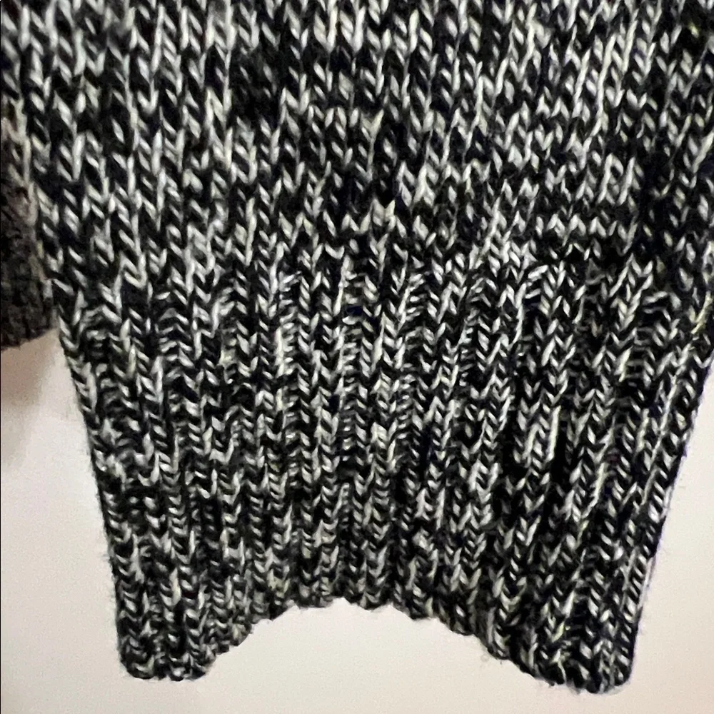 Old Navy Size M Black and White Tweed Long Sleeve Knit Shawl Collar Sweater